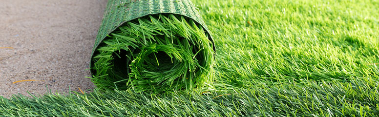 How Artificial Grass Can Help with Hay Fever