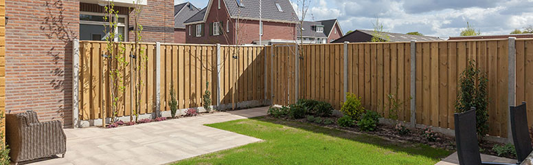 Do you need your neighbour’s permission to replace a fence?